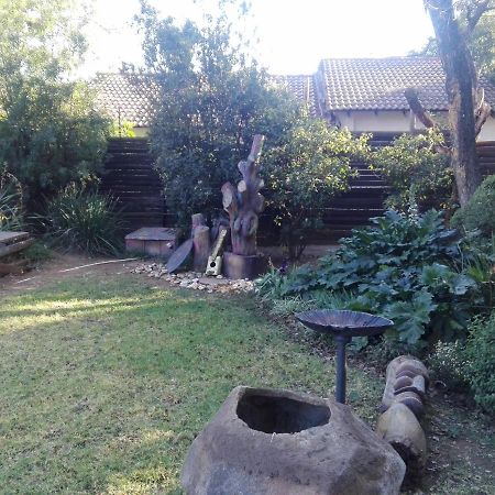 Fourways Guest Lodge Johannesburg Exterior foto